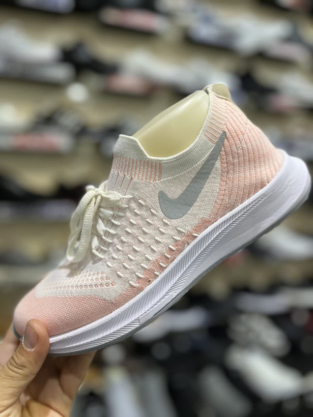 خرید کفش راحتی جورابی نایک