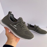 خرید کفش راحتی اسکیچرز 8 برای روز مادر