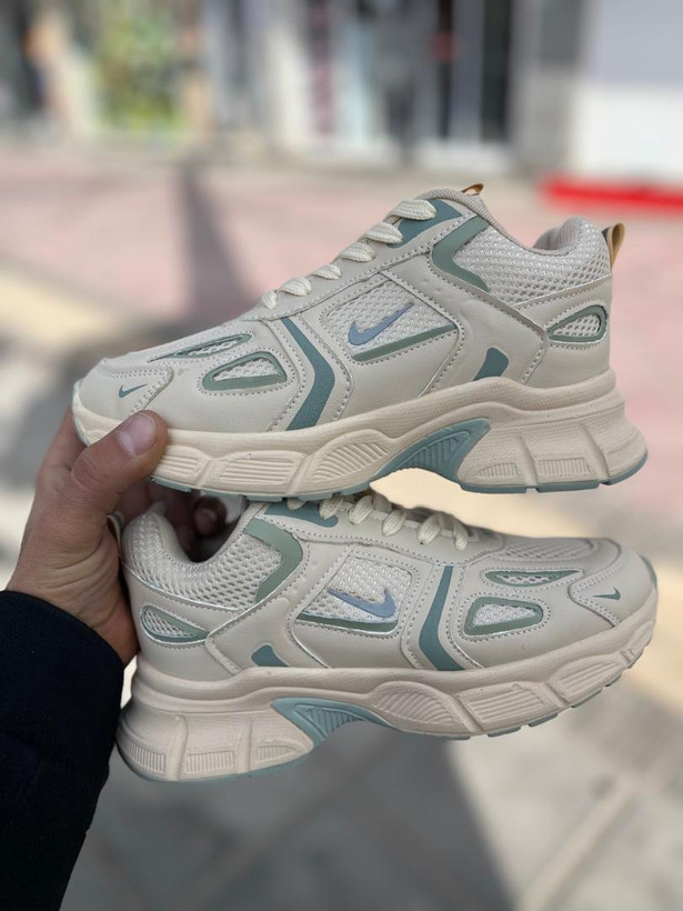 خرید کفش لژدار زنانه نایک مدل 1971