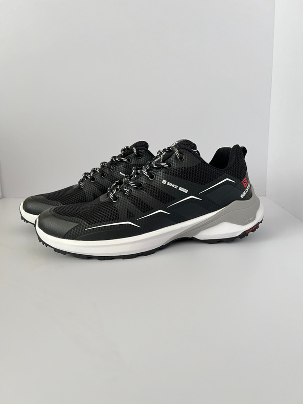 خرید کفش سالامون مشکی با بند کشی