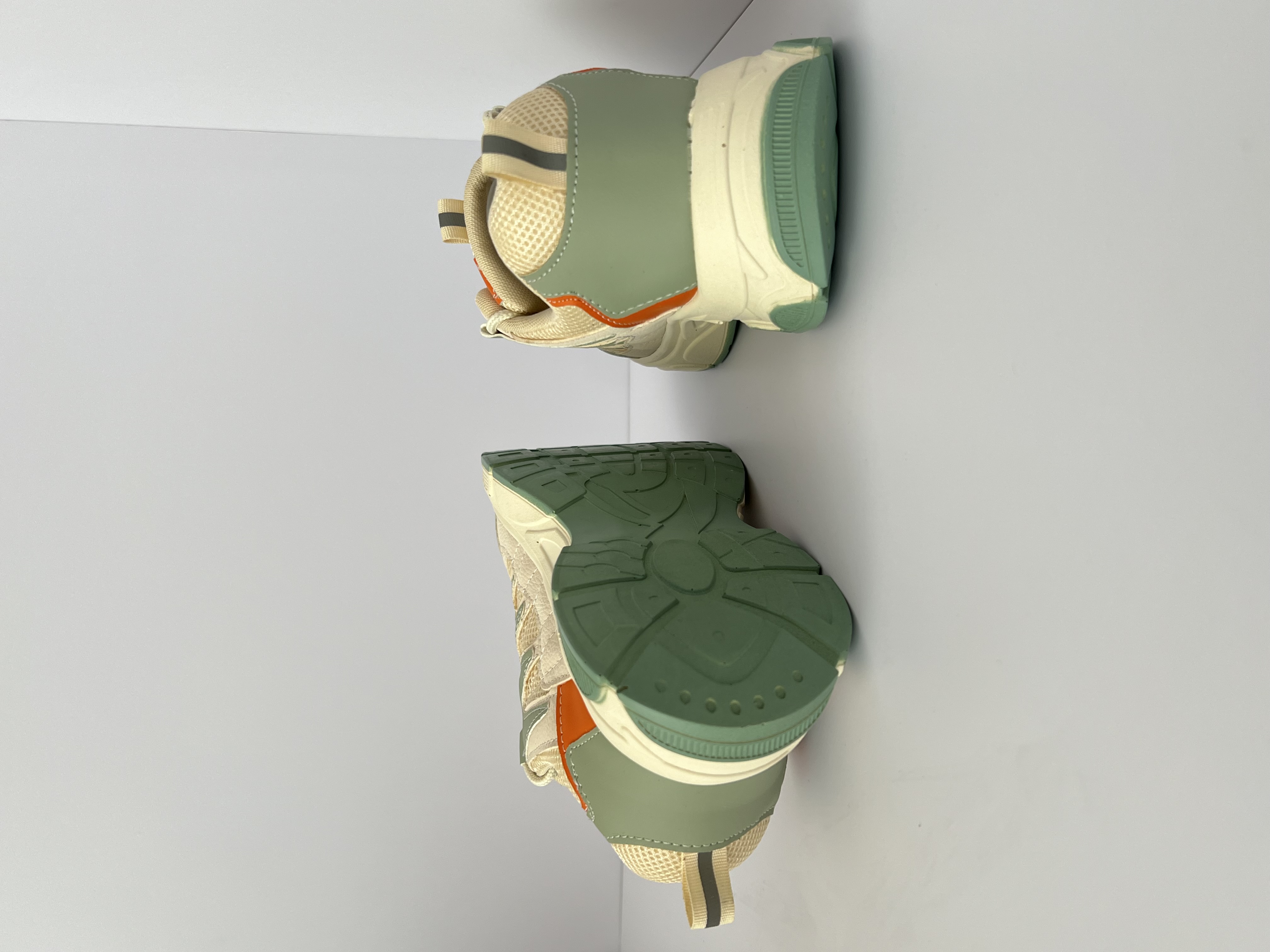 خرید کفش دخترانه رنگ پاستیلی