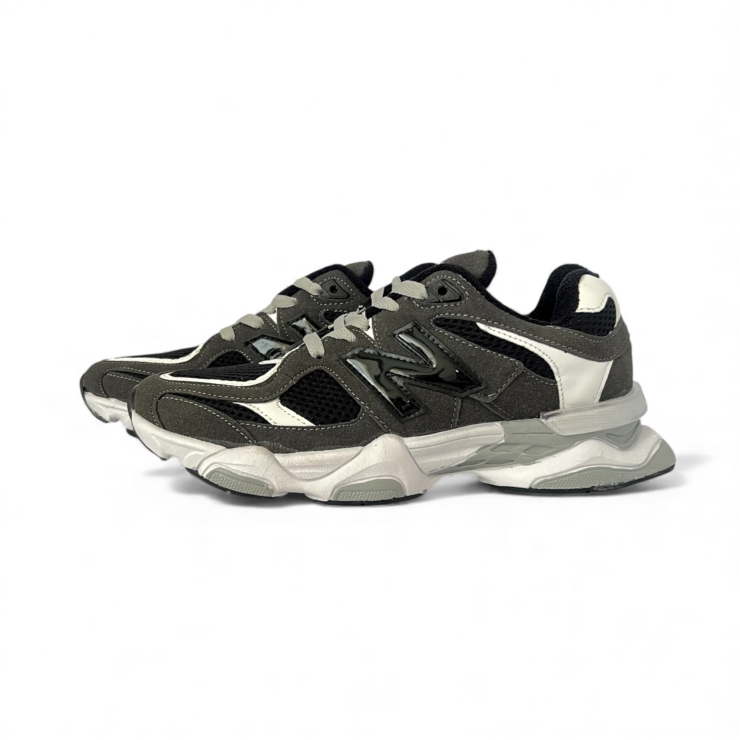 خرید کفش اسپرت نیوبالانس‌۹۰۶۰ مردانه