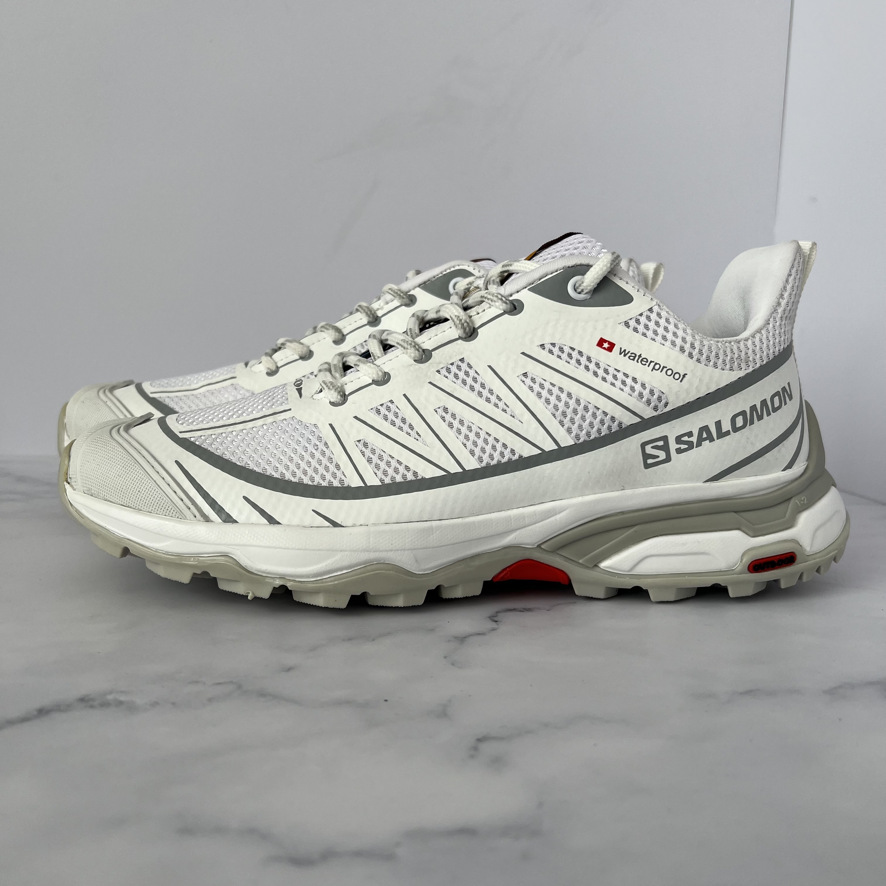 کفش کتانی مردانه سالامون واتر پروفsalamon waterproof v.2 سفید