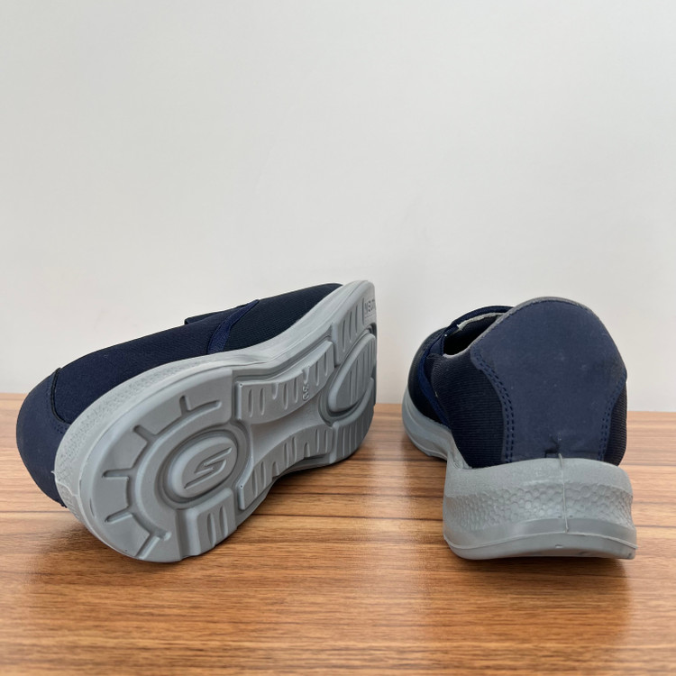 کفش طبی راحتی اسکچرز بدون بند مردانه و زنانه رنگ سرمه ای