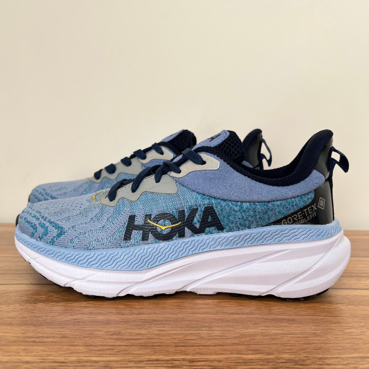کفش اسپرت هوکا گورتکس آبی