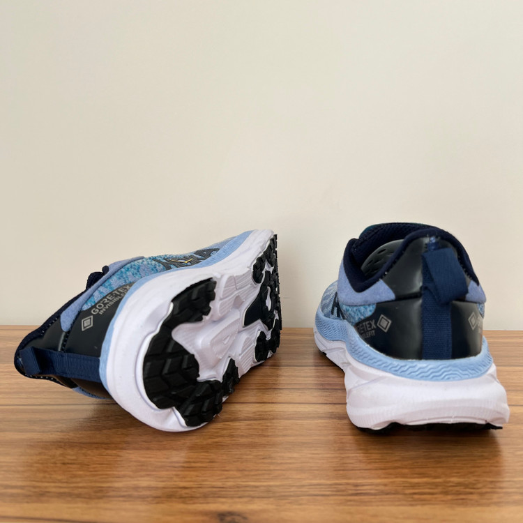 کفش اسپرت هوکا گورتکس آبی